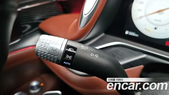 Genesis G90 Бензин 3.5 турбо AWD — Фото автомобиля 29