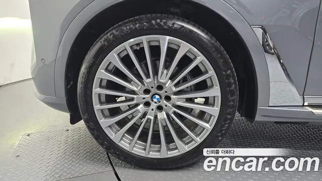BMW X7 G07 — Фото автомобиля 5