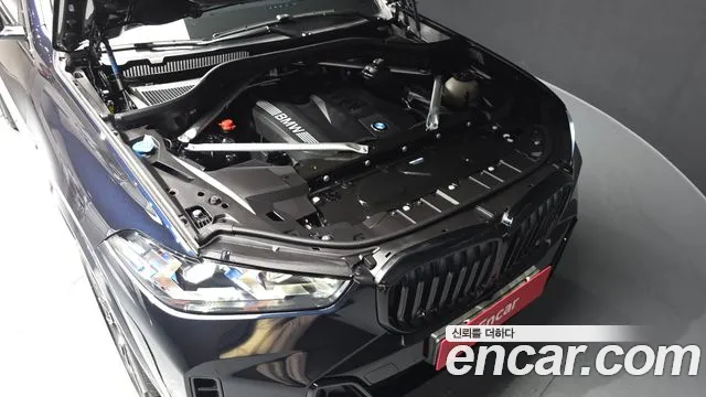 BMW X5 xDrive 40i M Sport — Фото автомобиля 4