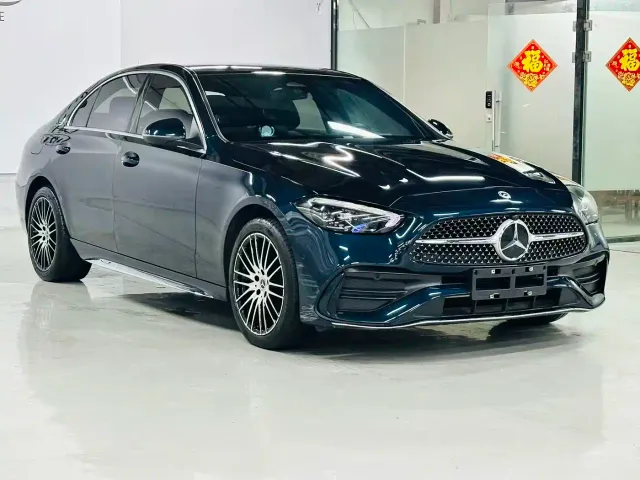 Mercedes-Benz C-Class — Фото автомобиля 3
