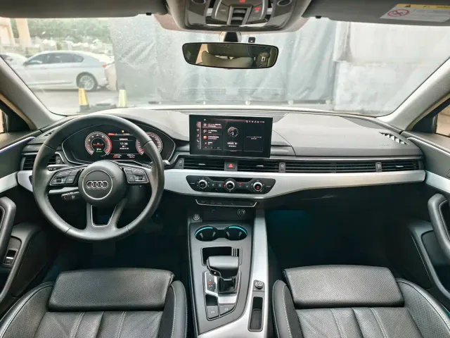 Audi A4L — Фото автомобиля 11