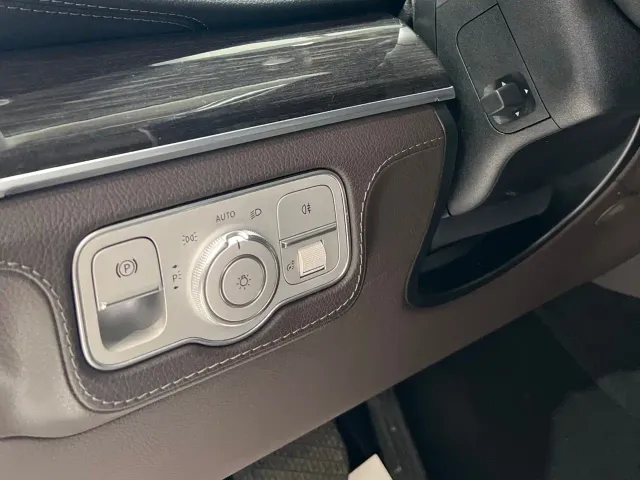 Mercedes-Benz GLS-Class — Фото автомобиля 13