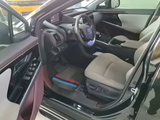 Toyota FAW Toyota bZ4X 2022 AWD High Performance Premium Edition — Фото автомобиля 15