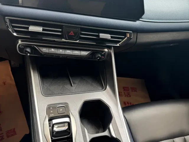 GAC Trumpchi GS3 — Фото автомобиля 6