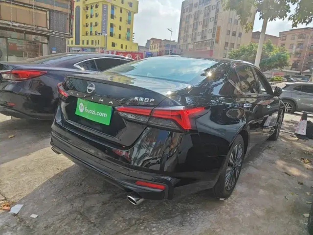 Nissan Teana — Фото автомобиля 6