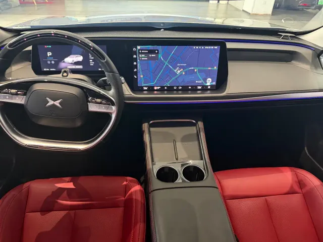 Xpeng P7 — Фото автомобиля 5
