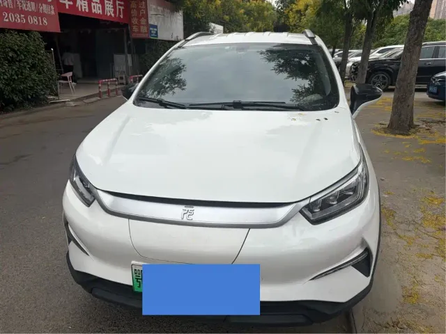 Фотография автомобиля — BYD Yuan Pro