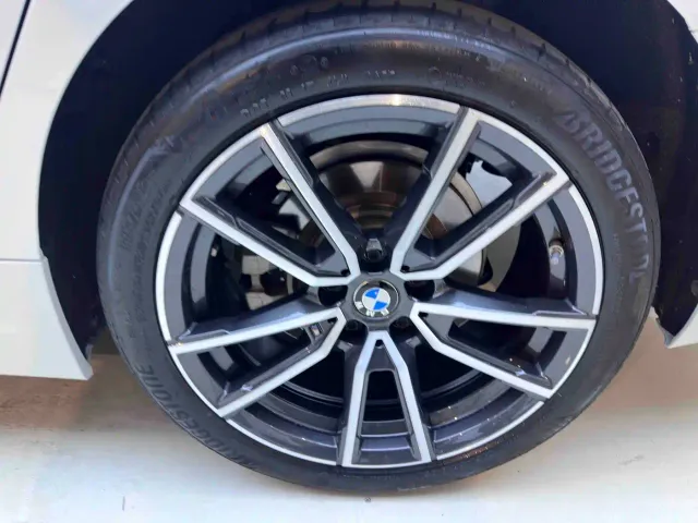 BMW 3 Series — Фото автомобиля 21