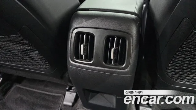 Hyundai Tucson Tucson (NX4) Бензин 1.6 турбо 2WD — Фото автомобиля 28