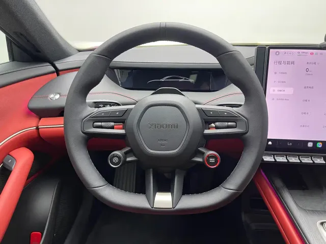 Xiaomi SU7 — Фото автомобиля 12