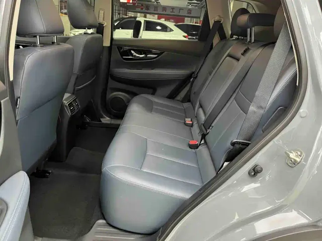 Nissan X-Trail — Фото автомобиля 21