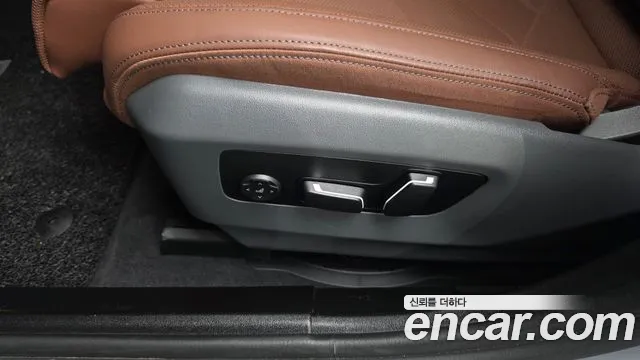 BMW 5-Series 5 серия (G60) 530i xDrive M Sport — Фото автомобиля 25