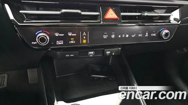 Kia Niro New — Фото автомобиля 18