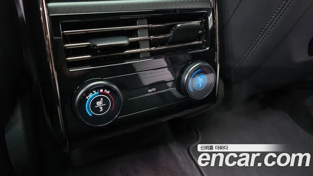 Land Rover Range Rover Sport — Фото автомобиля 17