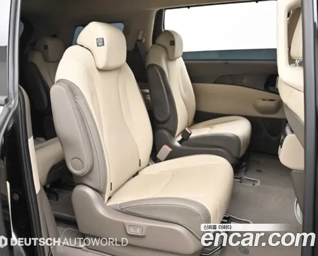 Kia Canival Новый Carnival 4 поколение HEV 9 мест Signature — Фото автомобиля 12