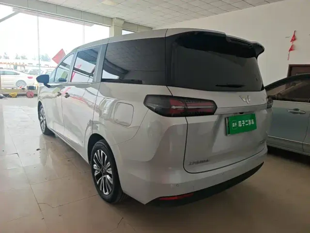 Wuling Motors Xingguang 730 New Energy 2025 Model Plug-in Hybrid Base Version — Фото автомобиля 4