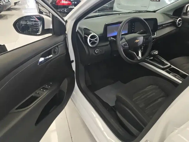 Chevrolet Monza — Фото автомобиля 14