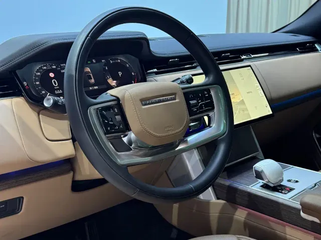Land Rover Range Rover — Фото автомобиля 14