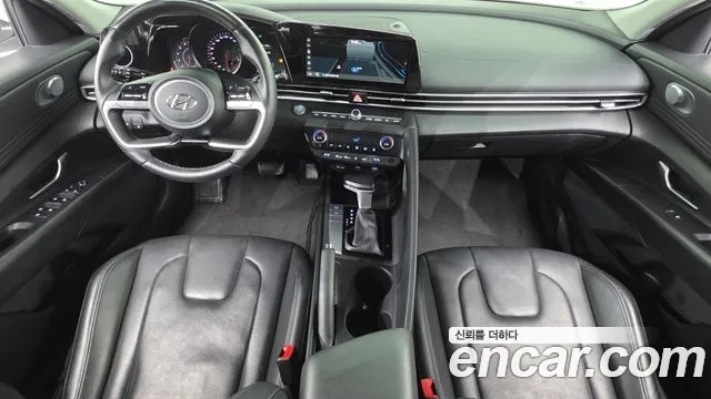 Hyundai Avante — Фото автомобиля 10