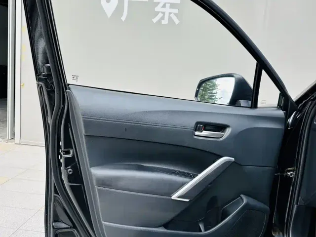 Toyota Corolla Cross — Фото автомобиля 21