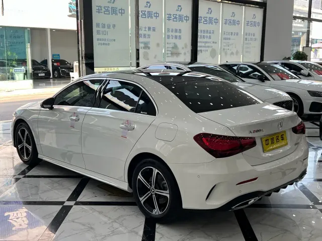 Mercedes-Benz A-Class — Фото автомобиля 14