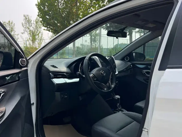 Toyota YARiS L Zhi Xuan — Фото автомобиля 7