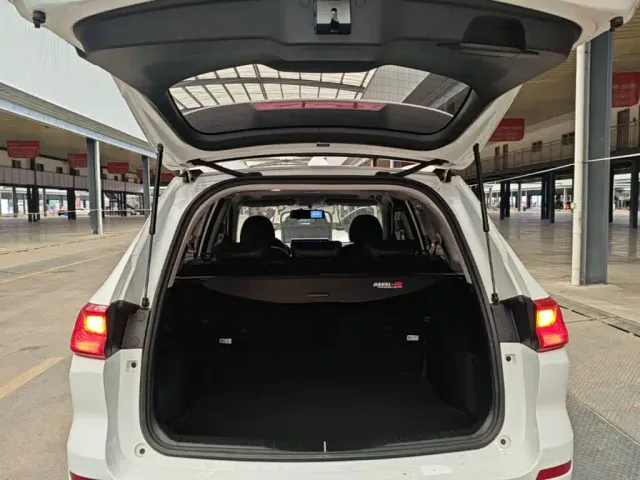 Haval M6 — Фото автомобиля 18