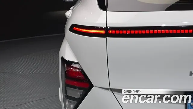 Hyundai Kona SX2 — Фото автомобиля 8