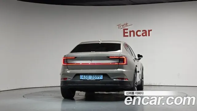 Polestar Polestar 2 — Фото автомобиля 4