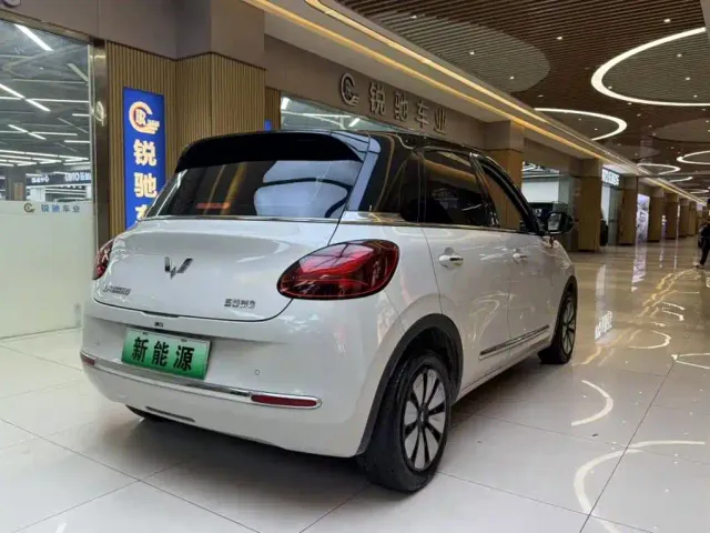 Wuling Bingo — Фото автомобиля 7