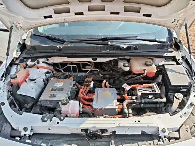 Buick Velite 6 — Фото автомобиля 19