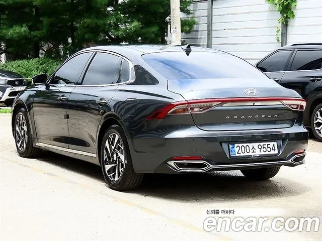 Hyundai Grandeur — Фото автомобиля 3