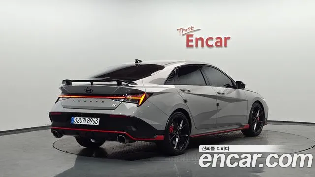 Hyundai AVANTE — Фото автомобиля 2