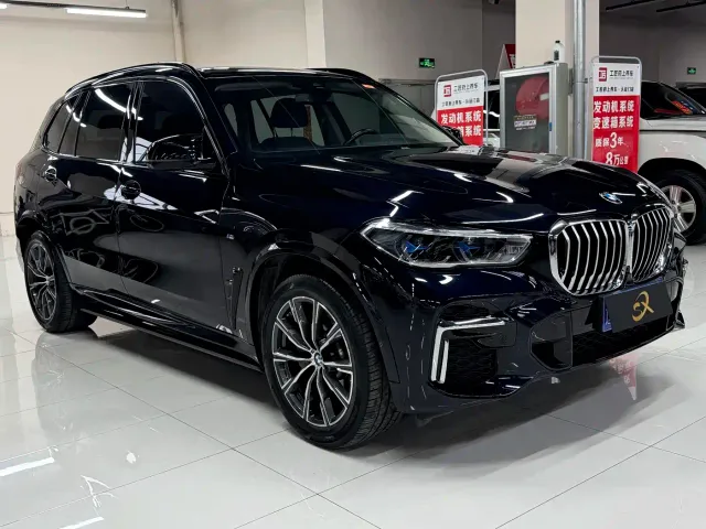 BMW X5 — Фото автомобиля 3