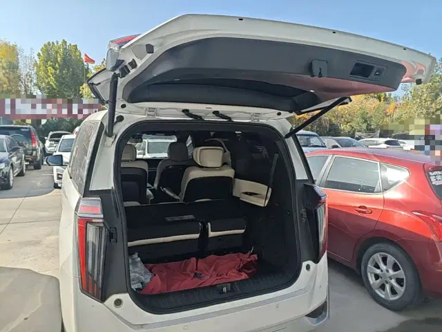 GAC Trumpchi M8 — Фото автомобиля 18
