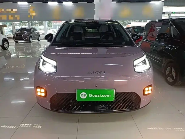 GAC Aion UT — Фото автомобиля 2