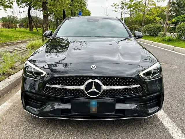 Mercedes-Benz C-Class — Фото автомобиля 2