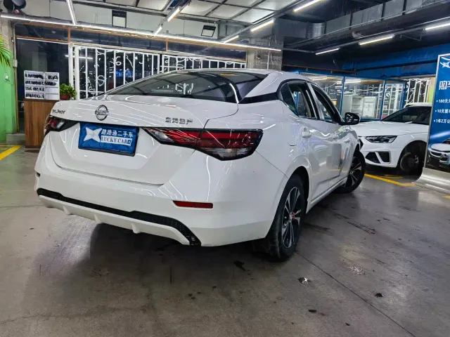 Nissan Sylphy — Фото автомобиля 6