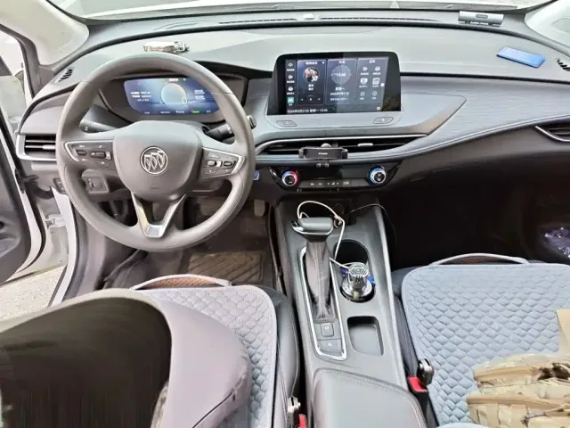 Buick Velite 6 — Фото автомобиля 5