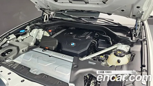 BMW X4 xDrive20i M Sport — Фото автомобиля 20