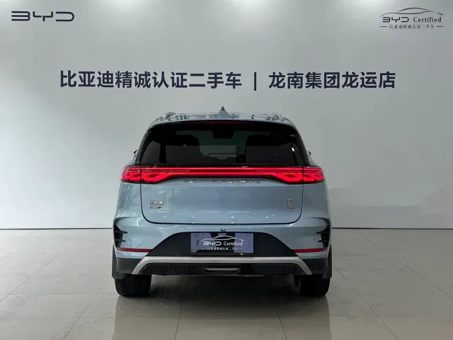 BYD Tang — Фото автомобиля 5