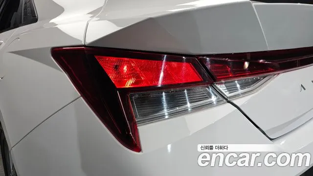 Hyundai Avante — Фото автомобиля 8