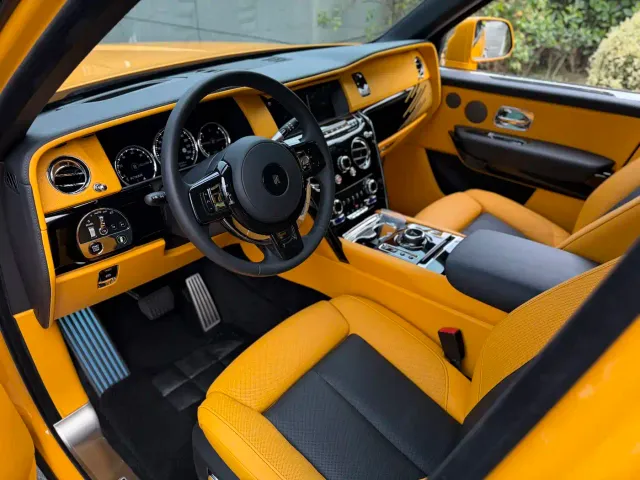 Rolls-Royce Cullinan — Фото автомобиля 9