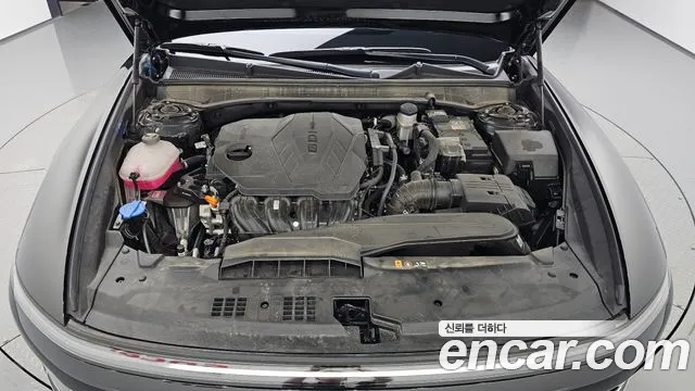 Hyundai Grandeur GN7 — Фото автомобиля 9