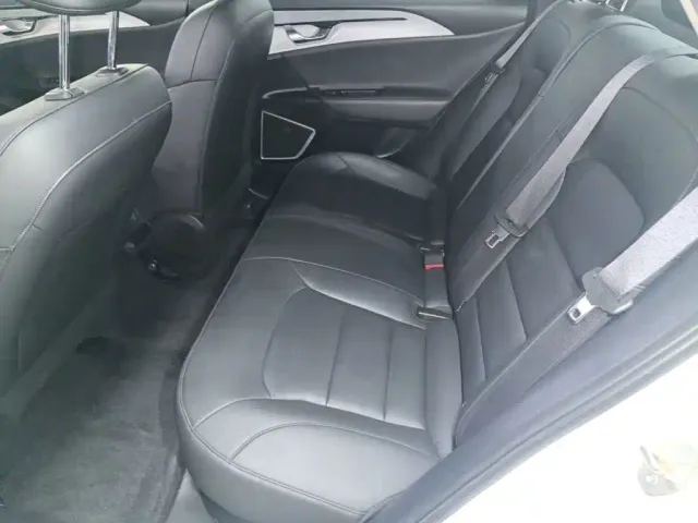Geely Geometry Geely Geometry A 2024 410KM Travel Edition — Фото автомобиля 16