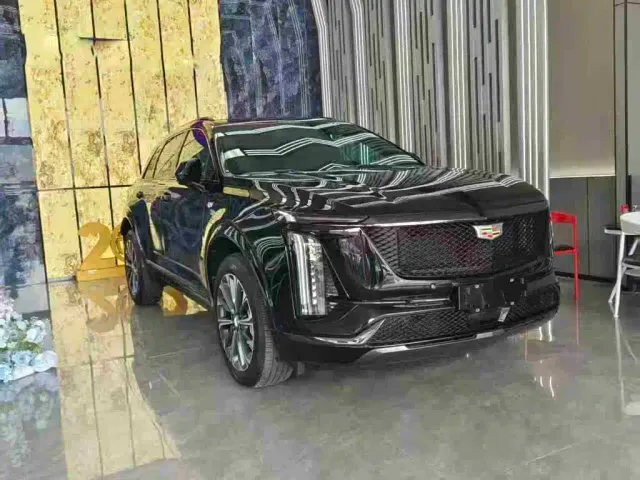 Cadillac XT5 — Фото автомобиля 3