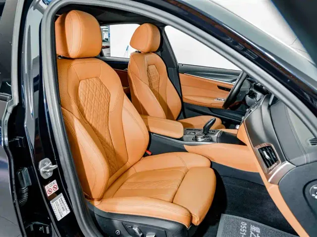 BMW 5 Series — Фото автомобиля 18