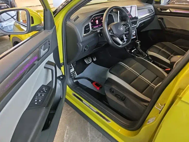 Volkswagen T-Roc — Фото автомобиля 15