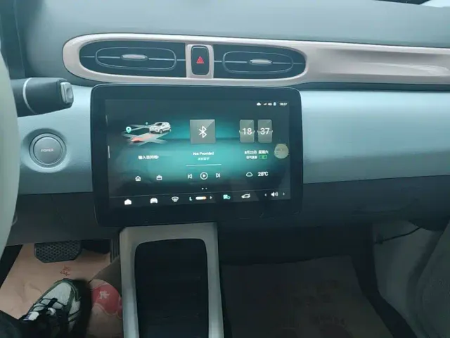 Leapmotor T03 — Фото автомобиля 12