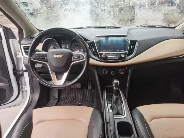 Chevrolet Monza — Фото автомобиля 7
